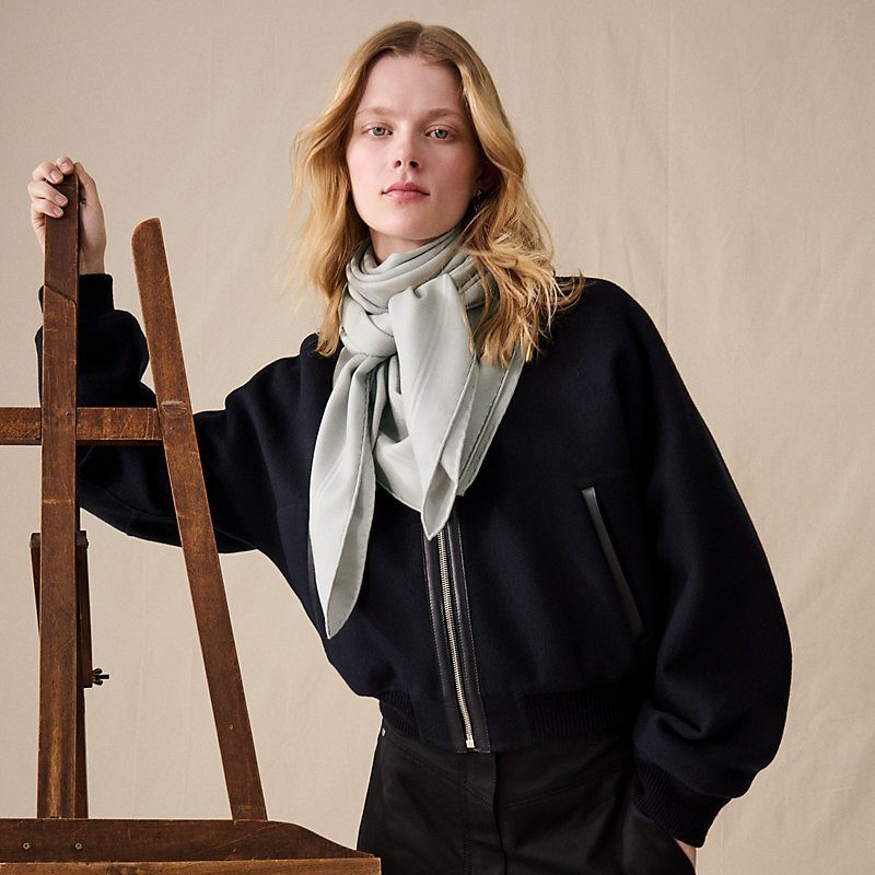 Les Sangles scarf 115 - Black | Hermès Netherlands